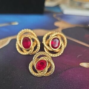 Red And Gold Cufflinks And Matching Tie Tack By Swank